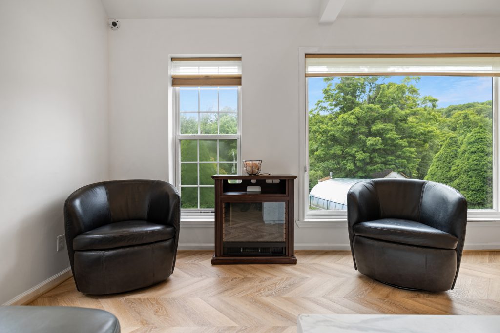 92HighlandAve,WoodridgeNY(72)